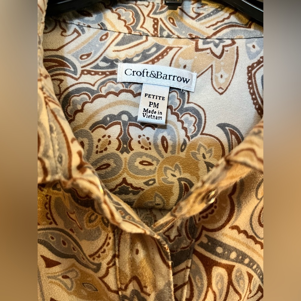 LADIES Croft&Barrow ultra suede blouse snap front (PM)